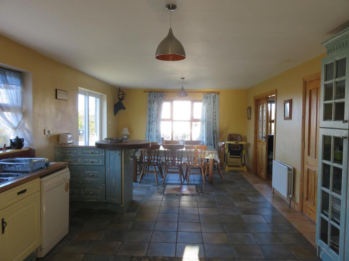 Bunkhouse - Letterfrack Farm Villa Екстериор снимка